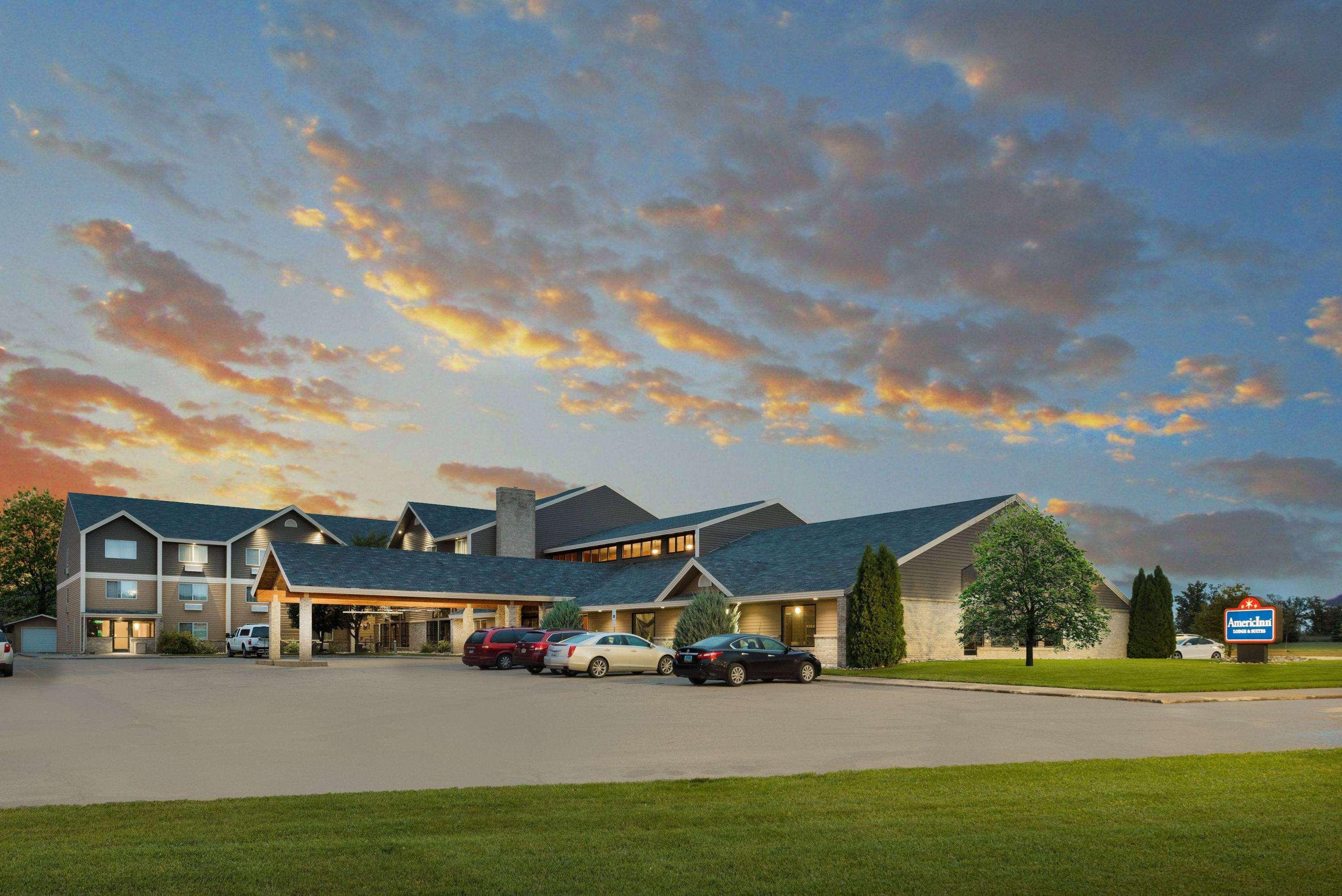 Americinn By Wyndham Valley City Conference Center Extérieur photo